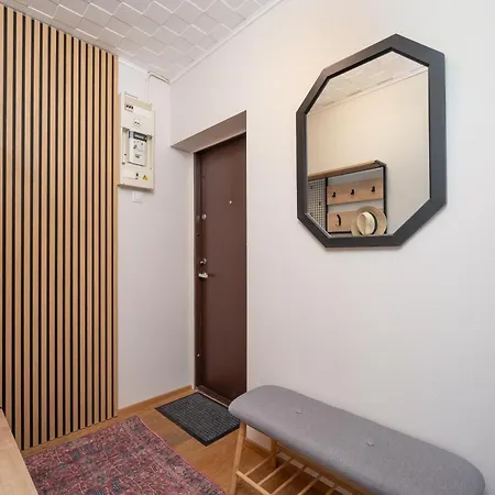 Cozy With Self Check-in & Free Parking Apartament *