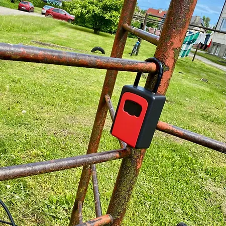 Cozy With Self Check-in & Free Parking * 派尔努