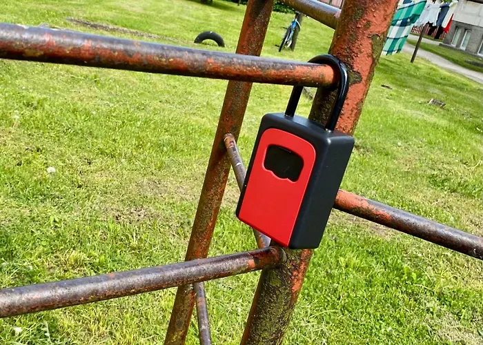 Cozy With Self Check-in & Free Parking * 派尔努