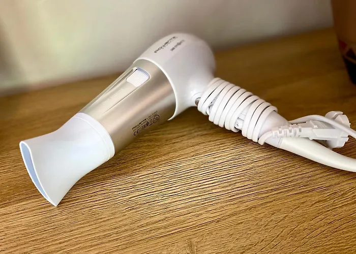 Cozy With Self Check-in & Free Parking 公寓 *